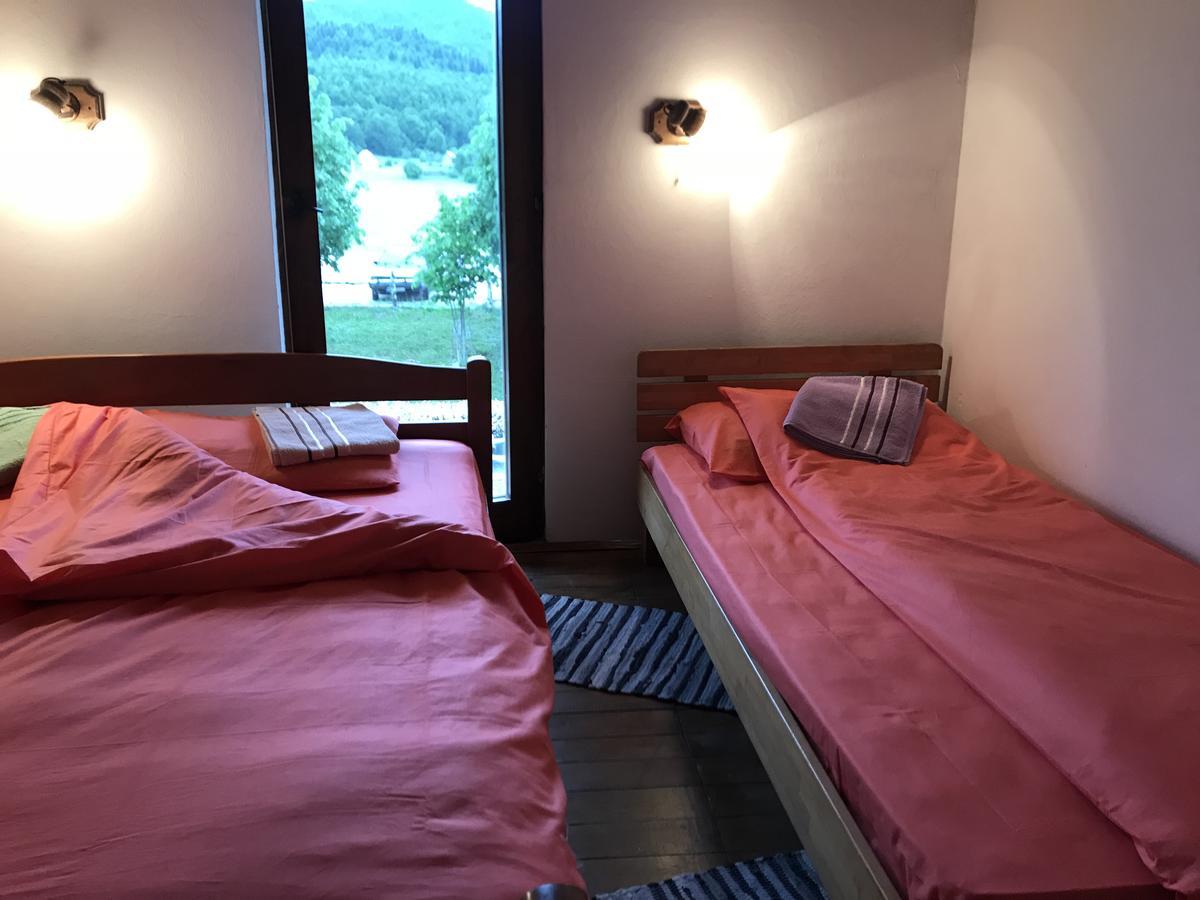 Motel Zaborje 普卢日内 外观 照片
